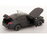 1:18 BMW G60 i5 EV 5 Series Black Miniatur Diecast Dealer Edition by Minichamps - Image 5