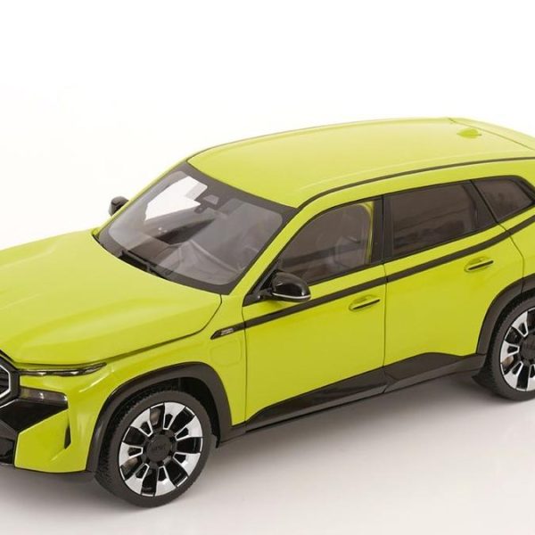 1:18 BMW G09 XM Yellow Miniatur Diecast by Minichamps