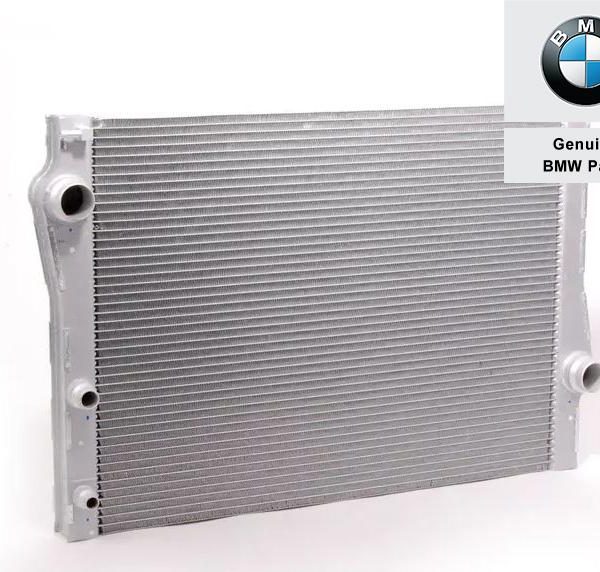 Original BMW E70 X5 3.0d Radiator Mesin Diesel M57 17117533472