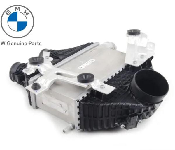 BMW F80 M3 F82 F83 M4 Charge-Air Cooler Intercooler Atas 17517846235