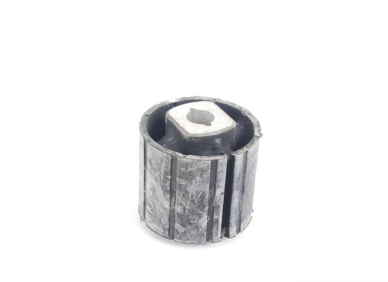 33176760287_A BMW E90 E92 E84 X1 Rubber Mounting Bushing Gardan Belakang Kecil - Image 1