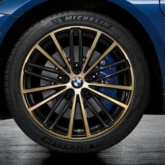 36115A2AF10_A Original BMW G30 G31 M Wheel 635V Night Gold Velg Ban RFT 19" SET - Image 1