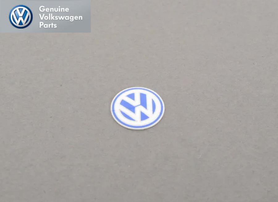 3B083789109Z_A Original Sticker VW Scirocco Polo Golf Logo Emblem Kunci Remote - Gambar 1