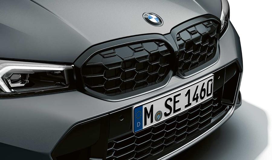 51115A1BFB2_A BMW G20 G21 M340i LCI Mesh Style Kidney Grill Shadowline Gloss Black - Image 1