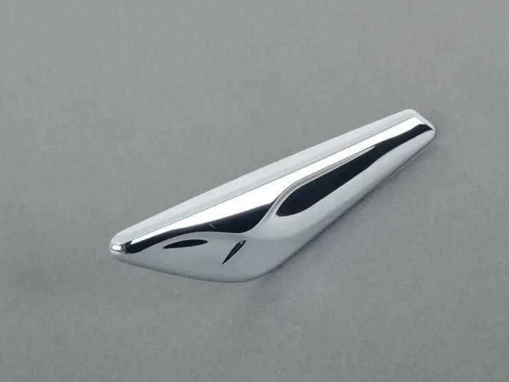 51117338569_A Original BMW F25 X3 LCI F26 X4 Emblem Fender Chrome Finisher Depan KIRI 51117338569 - Image 1