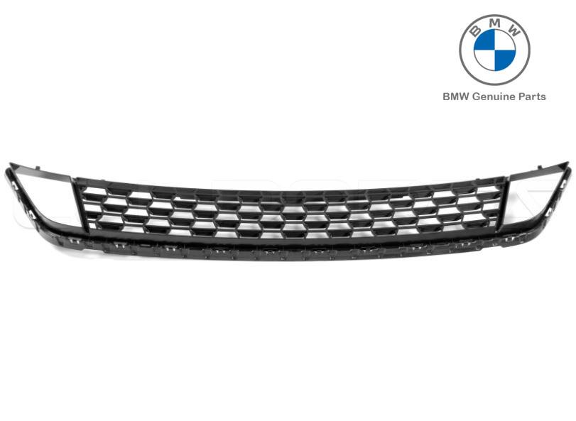 51118098663_A Original BMW G30 LCI 520i M Sport Gril Finisher Tengah Bemper Depan - Image 1