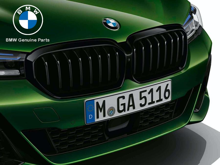 51129852168_A Original BMW M Performance G30 G31 LCI Kidney Grill High Gloss Black - Image 1