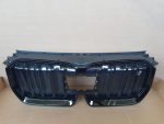 Original BMW U11 iX1 BEV EV Kidney Grill Gloss Black Gril Hitam Shadow Line - Image 3