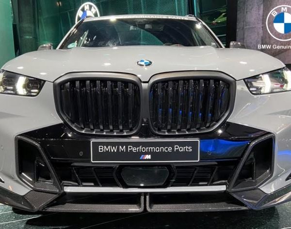 Original BMW G05 X5 LCI Facelift M Kidney Grill High Gloss Black Hitam