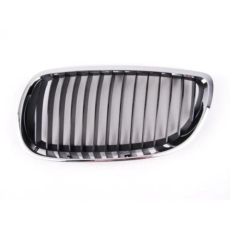 51137157275_A Original BMW E90 E92 E93 M3 LCI Facelift Chrome Grill Depan Kiri - Image 1