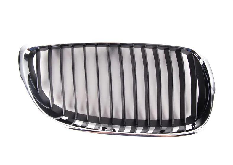 51137157276_A Original BMW E90 E92 E93 M3 LCI Facelift Chrome Grill Depan Kanan - Image 1