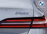 Original BMW G60 530i Badge Emblem Logo Bagasi belakang mobil