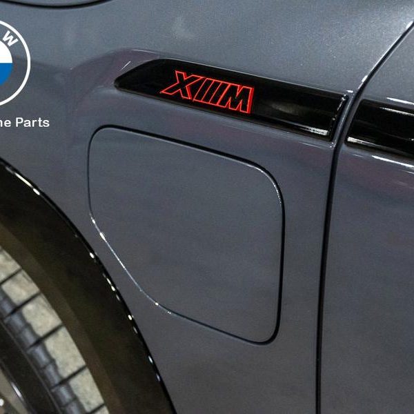 Original BMW G09 XM Label Red Shadow Side Emblem Fender Samping Depan