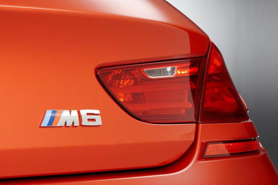 Original BMW F06 F12 F13 M6 Logo Emblem Bagasi belakang mobil