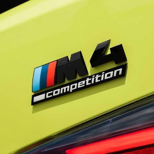 Original BMW G82 G83 M4 Competition Emblem Bagasi belakang mobil