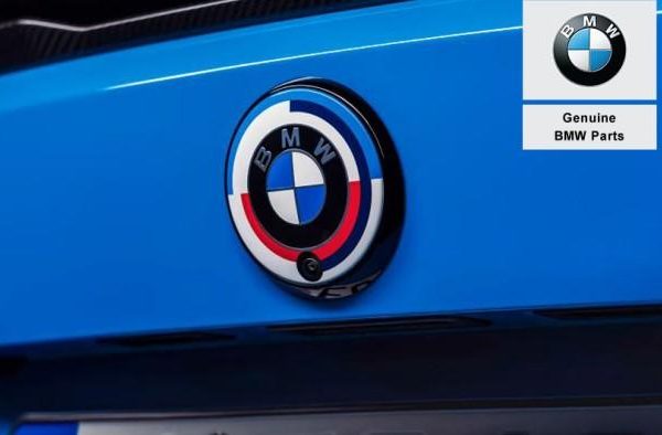 Original BMW G82 G83 M4 G26 i4 50 Jahre M Emblem Logo Bagasi Belakang