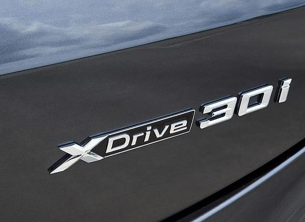 Original BMW G01 X3 G02 X4 XDrive 30i Logo Emblem Belakang Bagasi