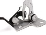 Original BMW E46 Sedan Touring Hood Catch Bracket Kait Pengunci Kap Mesin 51238213029 - Image 4