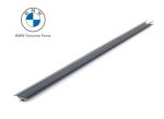 Original BMW E90 Cover Lis Pelipit Kaca Dalam Pintu Depan KANAN Hitam