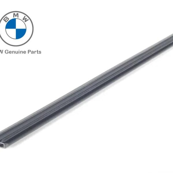 Original BMW E90 Cover Lis Pelipit Kaca Dalam Pintu Depan KANAN Hitam