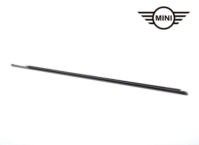 51337299991_A Original MINI F56 Lis Pelipit Luar Karet Kaca Samping Pintu Depan KIRI - Image 1