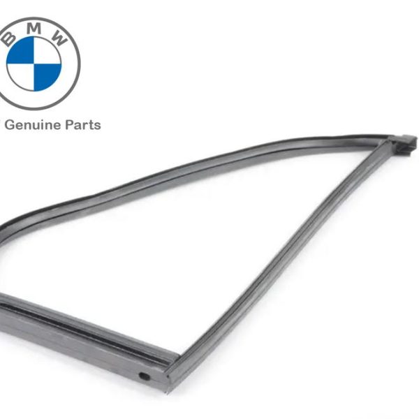 Original BMW E30 Seal Karet Segitiga Kaca Quarter Pintu Belakang KIRI