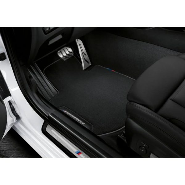 Original BMW G60 i5 BEV M Performance Karpet Mobil