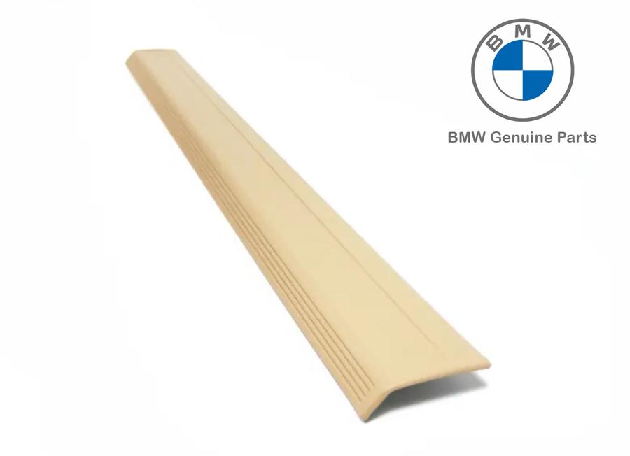 51478174509_A BMW E38 Door Sills Interior Cover Trim Bawah Pintu Depan KIRI - BEIGE - Gambar 1
