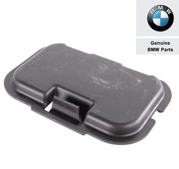 Original BMW E90 E91 Cover Tutup Kotak Lubang Rem di Fender 51717143847