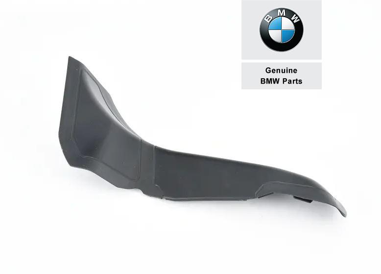 63217382960_A BMW G30 F90 M5 Cover Trim Drip Rail Lampu Belakang KANAN 63217382960 - Image 1