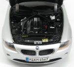 1:18 BMW E85 Z4 Roadster Silver Miniatur Diecast Dealer Edition by Kyosho - Gambar 5