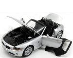1:18 BMW E85 Z4 Roadster Silver Miniatur Diecast Dealer Edition by Kyosho - Gambar 6