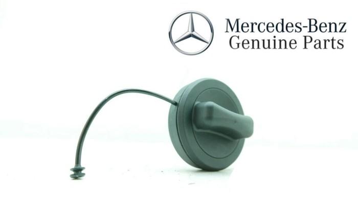 A0004700800_A Mercedes W242 W246 B W213 C238 E W222 S Fuel Filler Cap Tutup Tangki - Image 1