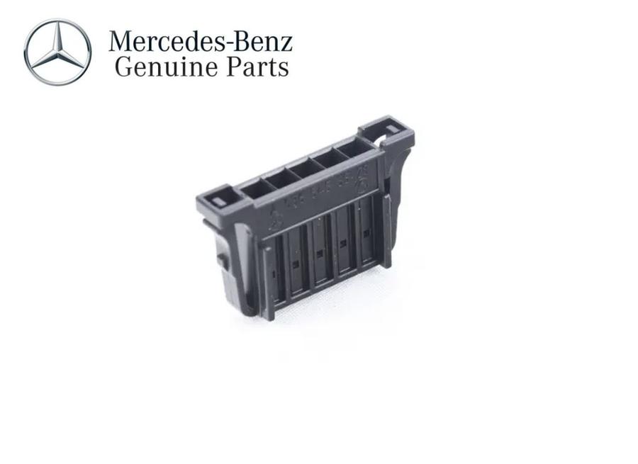 A0365455528_A Mercedes Bulb Socket Plug Lampu Bohlam 5 Pin A0365455528 - Image 1