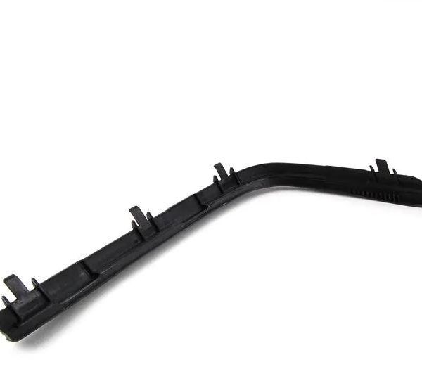 Mercedes W202 C Class Facelift Seal Karet Kap Mesin Lampu Depan KIRI