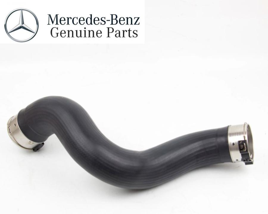 A2045282582_A Original Mercedes W204 C Class Selang Intercooler Kiri Mesin M271 - Image 1