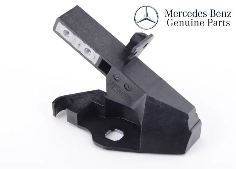 A2056203501_A Original Mercedes W205 Bracket Crossmember KANAN A2056203501 - Image 1
