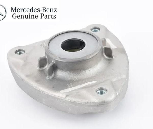 Original Mercedes X156 GLA Support Mounting Shock Roda Depan