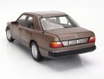 1:18 Mercedes Benz W124 500E Rosewood Metallic Dealer Edition By Norev B66040697 - Image 5