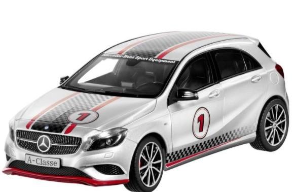 1:18 Original Mercedes W176 A Class Sport Equipment Miniatur Diecast
