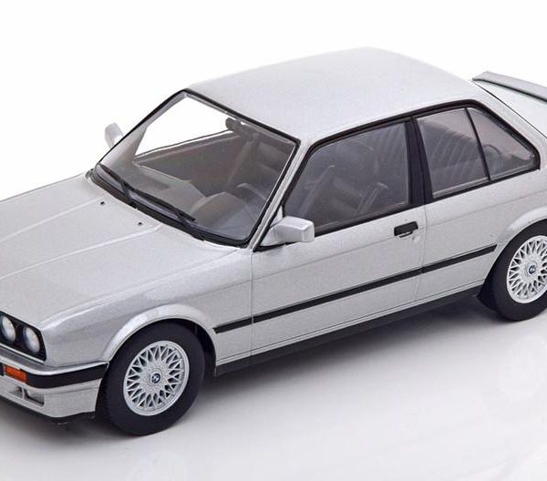 KK-Scale BMW E30 325i Coupe M Tech Package Silver Skala 1:18