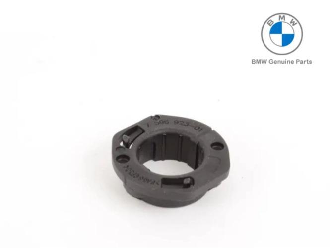 17117596923_A Original BMW F30 F32 F87 F80 M3 F82 M4 Radiator Upper Bracket Support Sleeve Kancingan Radiator Atas 17117596923 - Image 1