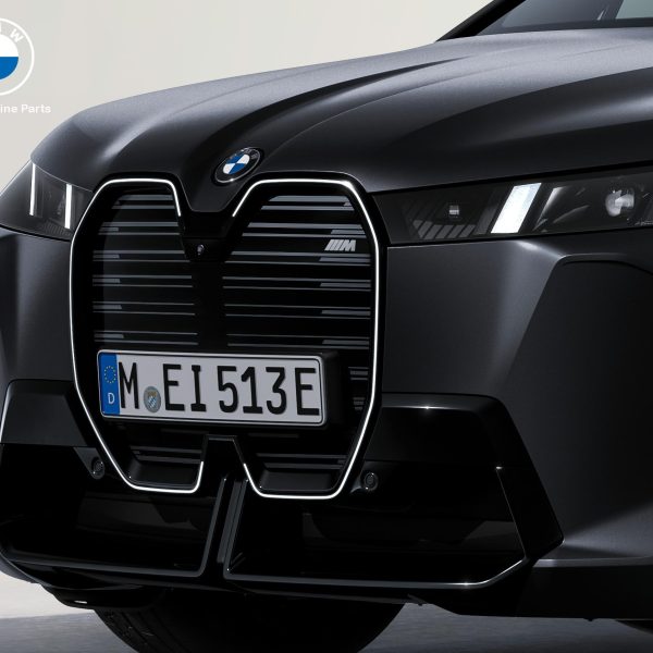 Original BMW I20 iX BEV M Sport M70 LCI Style Dark Shadow Kidney Grill Iconic Glow