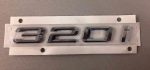 Original BMW F30 320i Badge Emblem Logo Bagasi belakang mobil - Gambar 3