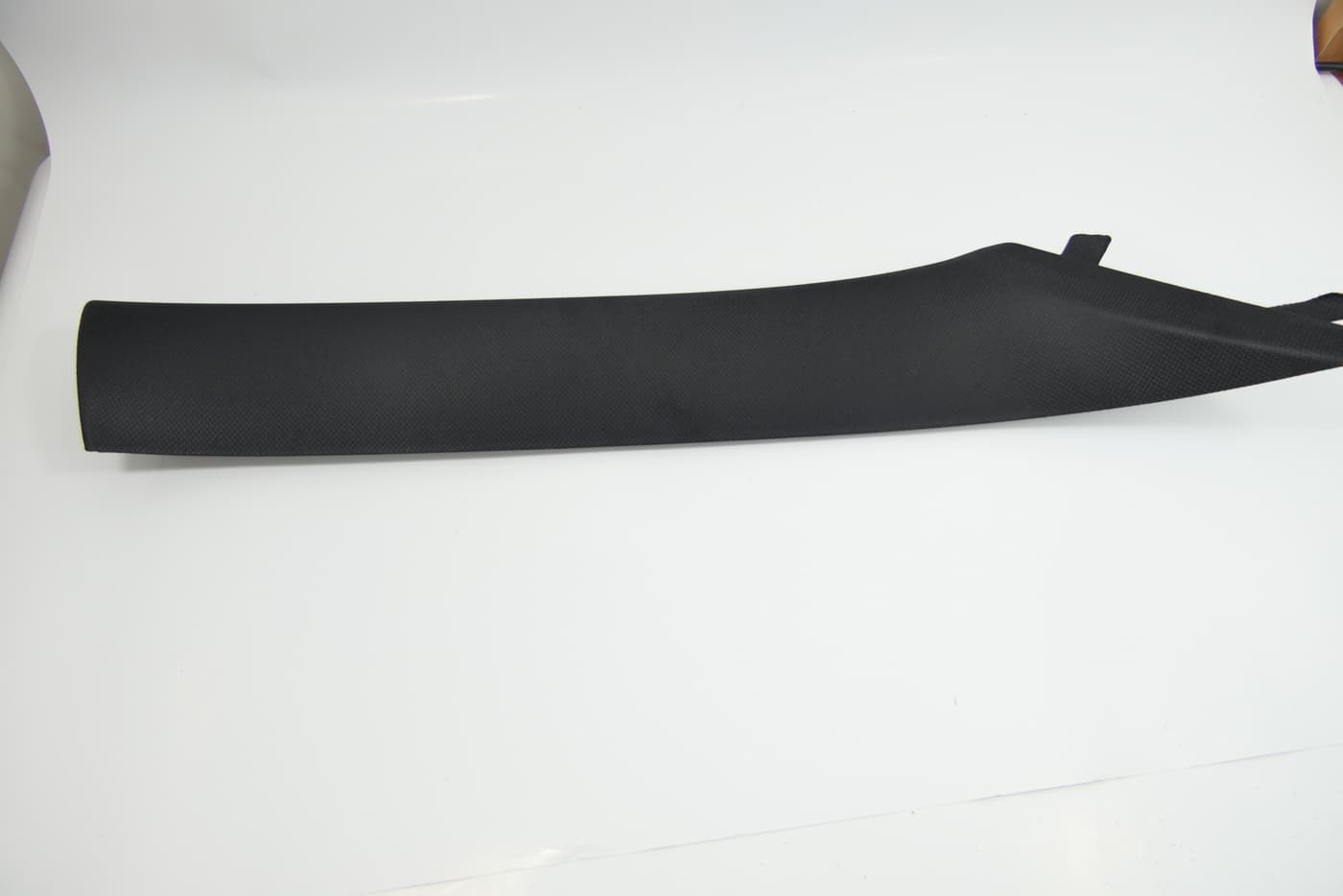 51437846228_A Original BMW F30 F35 F80 Pilar A Interior Anthracite / Hitam RH KANAN - Gambar 1