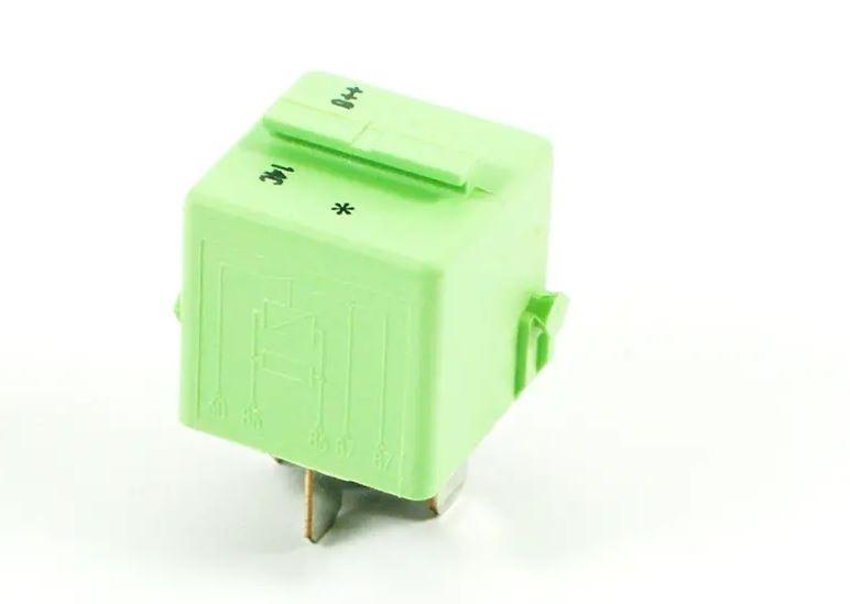 61311373585_A Original BMW Relay Hijau White Green 61368373700 - Image 1