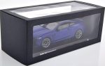 1:18 Minichamps BMW F92 M8 Coupe Frozen Marina Bay Blue - Gambar 4