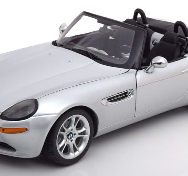 1:18 Original BMW Z8 Silver Heritage Miniatur Diecast Kyosho