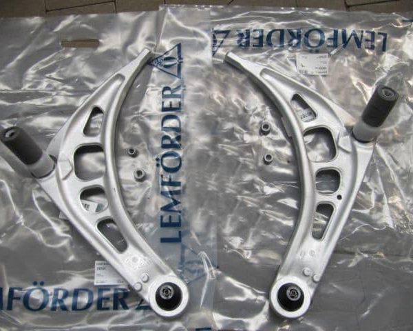 LEMFORDER Wishbone Arm Ball Joint BMW E46 OEM Quality - Sepasang