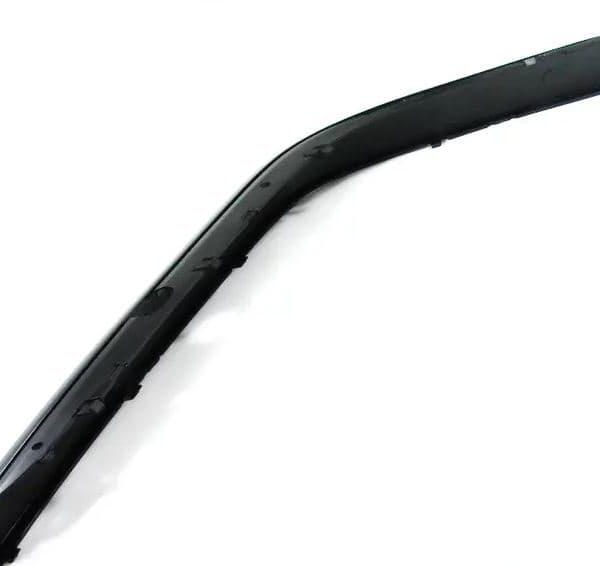 Original BMW E38 Lis Plastik Hitam Bemper Depan - KANAN